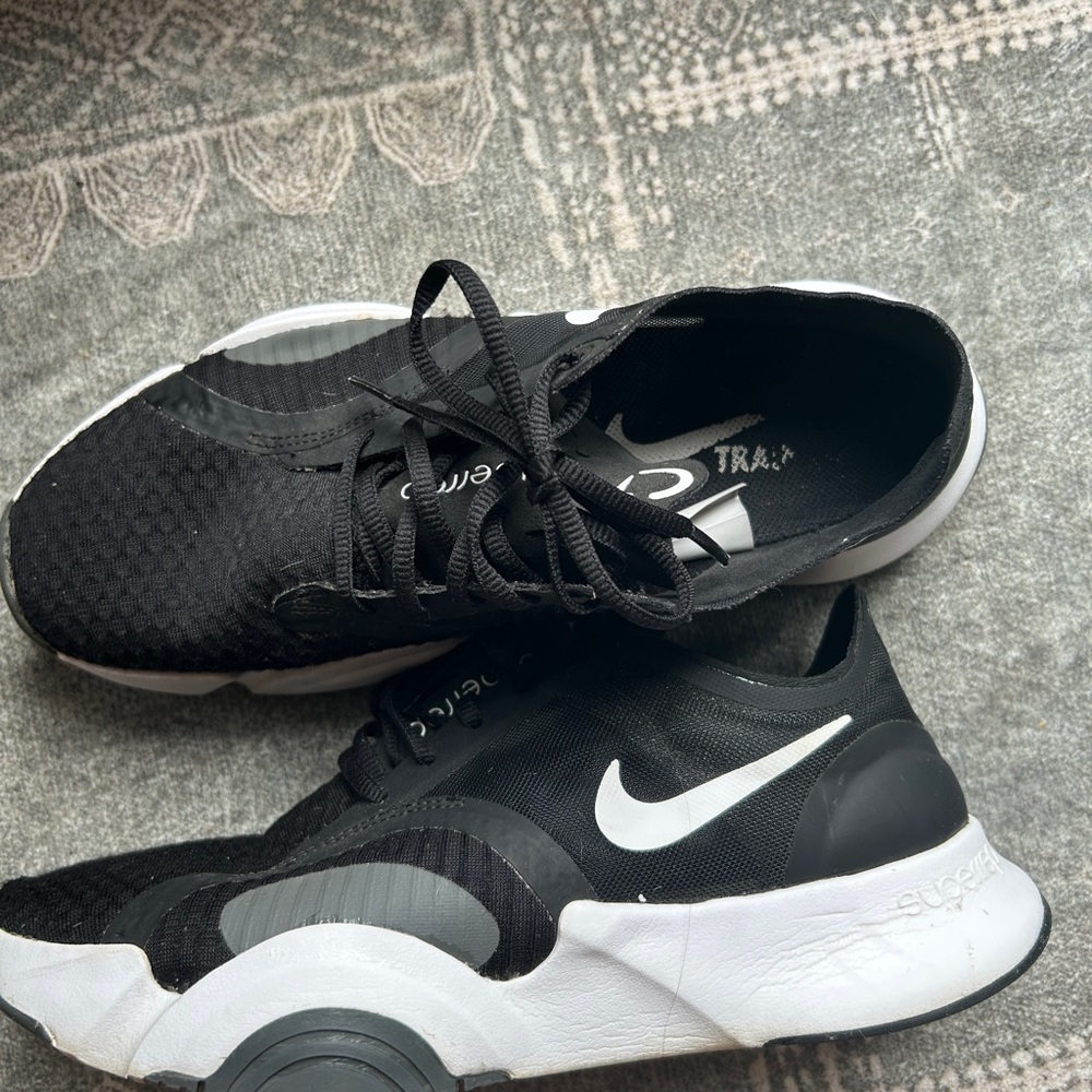 Nike Black and White Sneakers